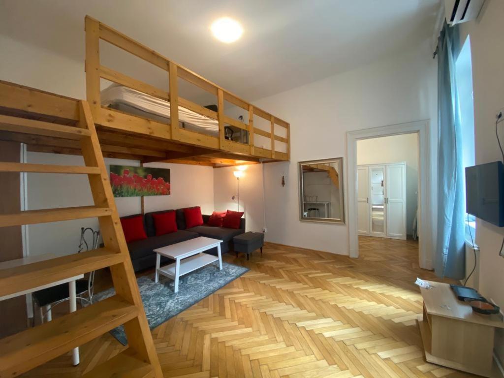 Ac With Free Parking At Acacia St, City Center Budapeszt Zewnętrze zdjęcie
