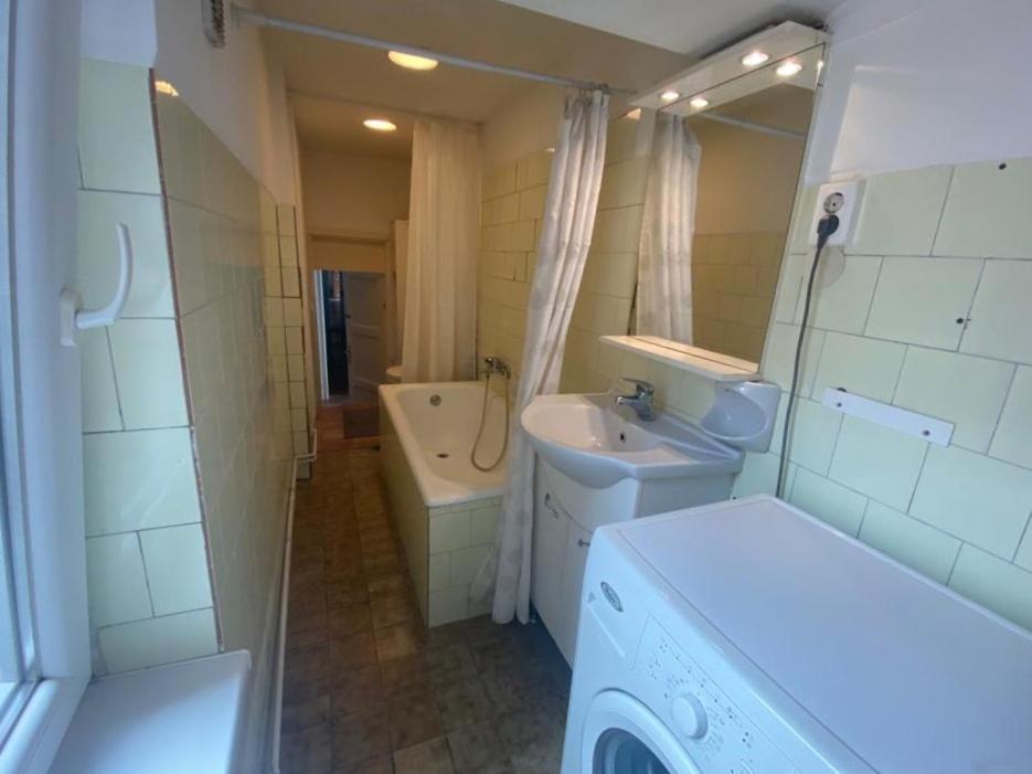 Ac With Free Parking At Acacia St, City Center Budapeszt Zewnętrze zdjęcie